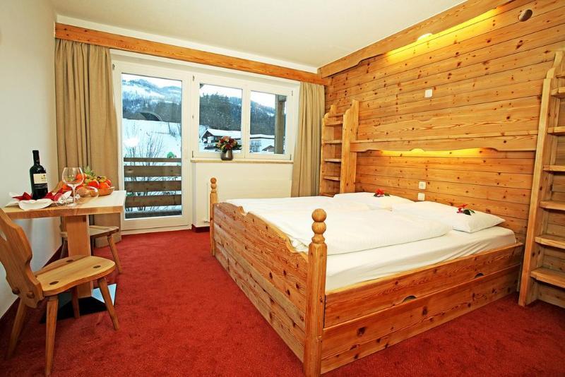 Alpenhotel Kaiserfels Санкт-Йоганн Экстерьер фото