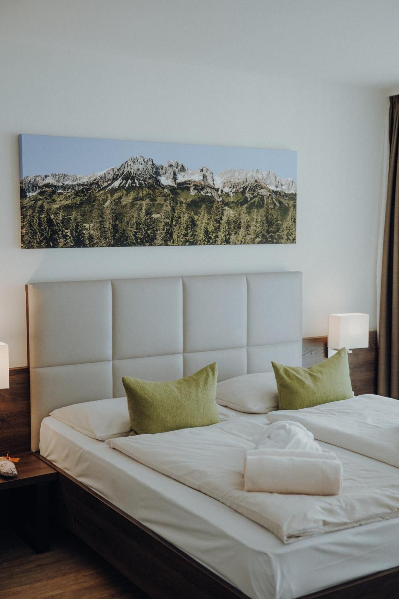Alpenhotel Kaiserfels Санкт-Йоганн Экстерьер фото