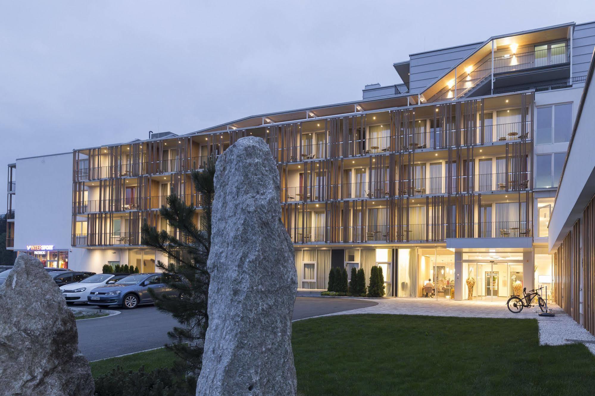 Alpenhotel Kaiserfels Санкт-Йоганн Экстерьер фото